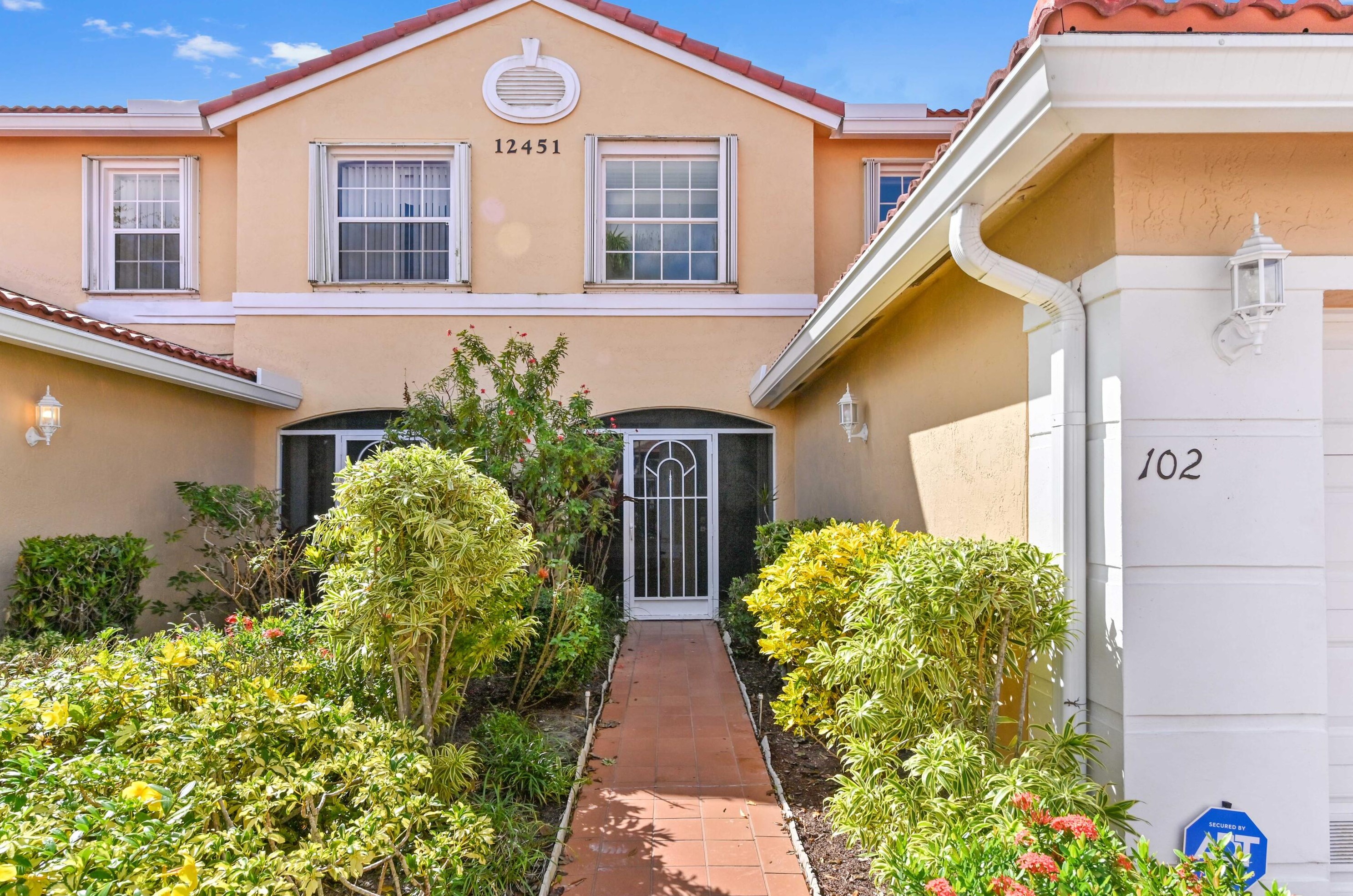 12451 Crystal Pointe Dr #102, Boynton Beach, FL 33437