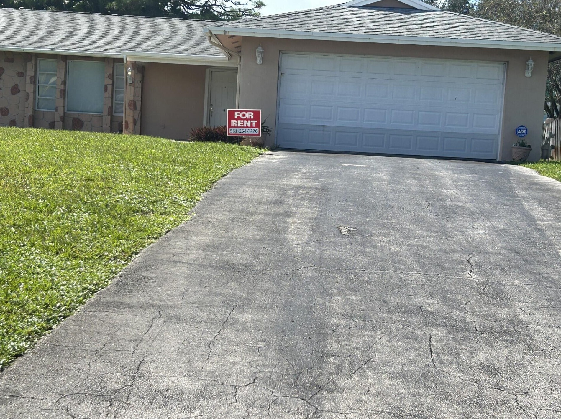 3940 Buttercup Cir S, West Palm Beach, FL 33410