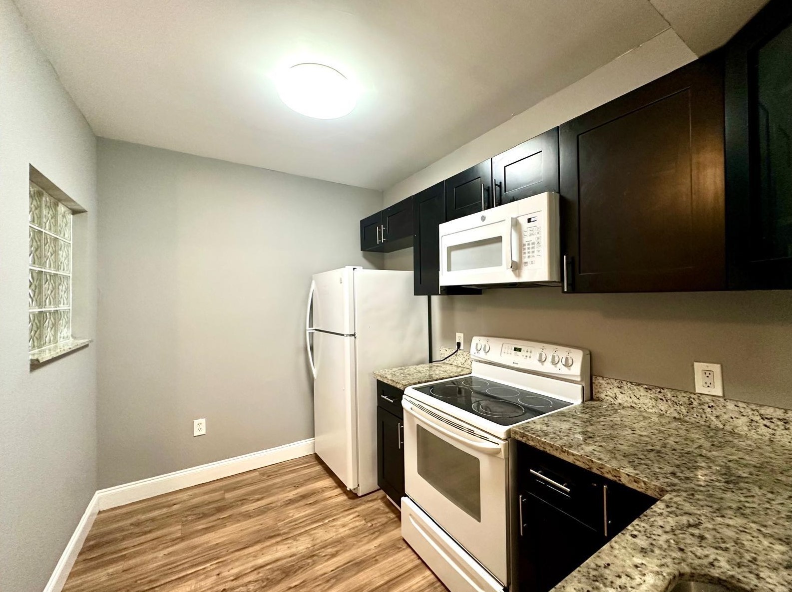 1095 Golden Lakes Blvd, West Palm Beach, FL 33411-3349