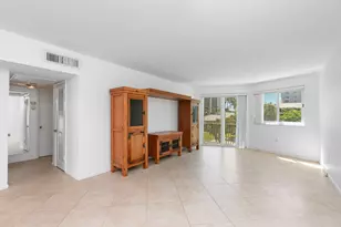 2700 Banyan Rd, Boca Raton, FL 33432 - Photo 8