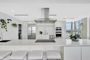 5660 Collins Ave, Miami Beach, FL 33140 - Photo 8