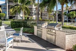 133 Bay Colony Dr N, Juno Beach, FL 33408 - Photo 18