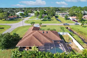 1991 SE Aires Ln, Port Saint Lucie, FL 34984 - Photo 12