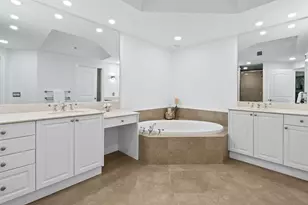 4600 N Ocean Dr, Singer Island, FL 33404 - Photo 40