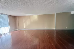 2500 Parkview Dr, Hallandale Beach, FL 33009 - Photo 10