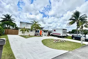 1943 Iris Rd, West Palm Beach, FL 33415 - Photo 4