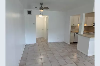 377 Windsor Q, West Palm Beach, FL 33417 - Photo 8