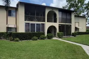 321 Knotty Pine Cir, Greenacres, FL 33463 - Photo 4