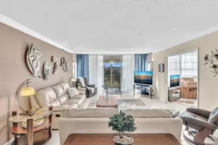 3510 Oaks Way, Pompano Beach, FL 33069 - Photo 24