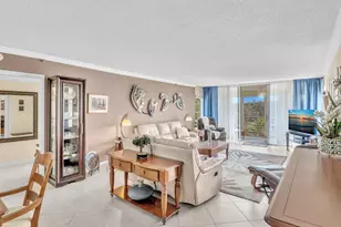 3510 Oaks Way, Pompano Beach, FL 33069 - Photo 10