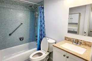 6 Coventry A, West Palm Beach, FL 33417 - Photo 14