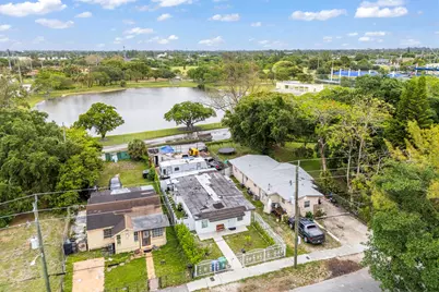 2365 NW 68th Street, Miami, FL 33147 - Photo 22
