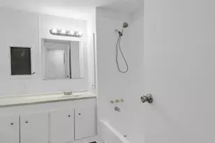 904 Barefoot Blvd, Barefoot Bay, FL 32976 - Photo 18