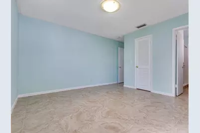 2016 SW Golf Lane, Boynton Beach, FL 33426 - Photo 16