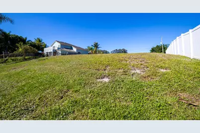 178 NE Dominican Terrace, Port Saint Lucie, FL 34983 - Photo 12