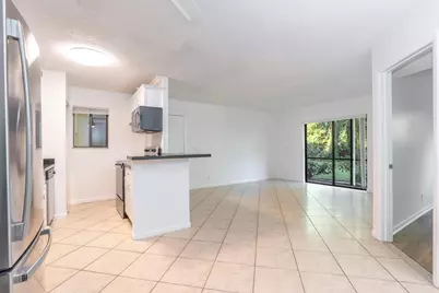 567 Trace Cir Circle, Deerfield Beach, FL 33441 - Photo 4