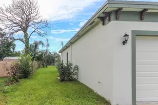 1143 SW Estaugh Ave, Port Saint Lucie, FL 34953 - Photo 12
