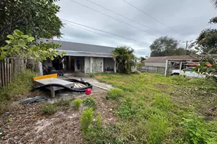 4517 S Indian River Dr, Fort Pierce, FL 34950 - Photo 12