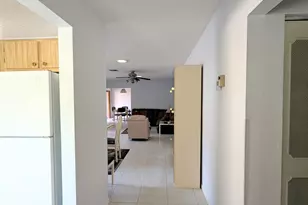 2454 NW 9th St, Delray Beach, FL 33445 - Photo 10