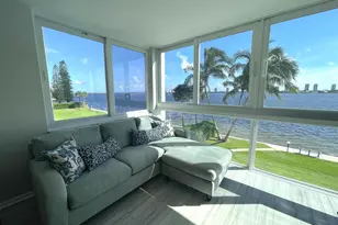 401 Lake Shore Dr, Lake Park, FL 33403 - Photo 10