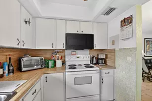 2771 E Ashley Drive, Unit, West Palm Beach, FL 33415 - Photo 10