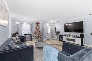 6627 Rainwood Cove Ln, Lake Worth, FL 33463 - Photo 10