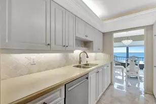 5540 N Ocean Dr Unit #15 B, Singer Island, FL 33404 - Photo 6