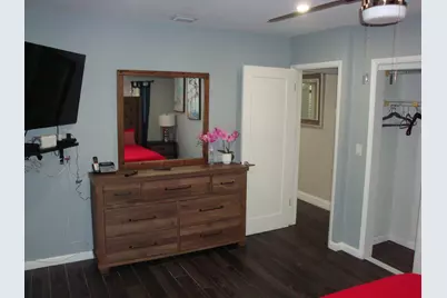 31 NE 48th Court, Oakland Park, FL 33334 - Photo 12