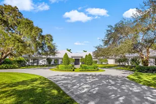 39 Country Rd S, Village of Golf, FL 33436 - Photo 4