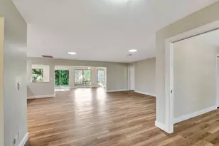 538 Forestview Dr, Atlantis, FL 33462 - Photo 6