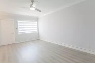 2840 Cynthia 204 Ln Unit, Lake Worth Beach, FL 33461 - Photo 2