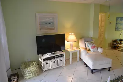 5190 Las Verdes Circle, Unit #224, Delray Beach, FL 33484 - Photo 4