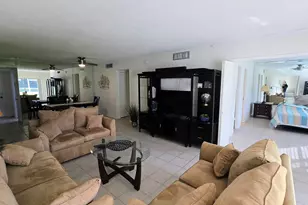 3150 N Palm Aire Dr, Pompano Beach, FL 33069 - Photo 4