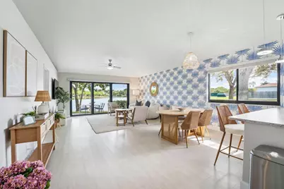 126 Club Drive, Palm Beach Gardens, FL 33418 - Photo 1