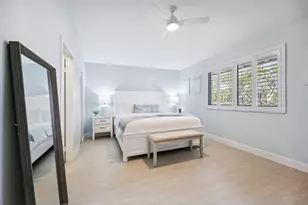 126 Club Dr, Palm Beach Gardens, FL 33418 - Photo 16