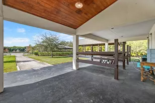 4915 Stables Way, Wellington, FL 33414 - Photo 30