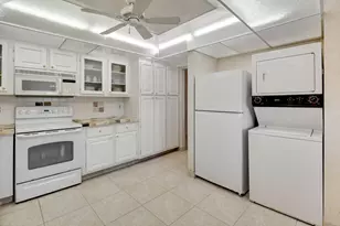 1670 NW 18th Ave, Delray Beach, FL 33445 - Photo 10
