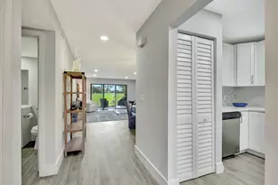 31 Southport Ln, Boynton Beach, FL 33436 - Photo 4