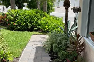 2410 Fairway Dr N, Jupiter, FL 33477 - Photo 34