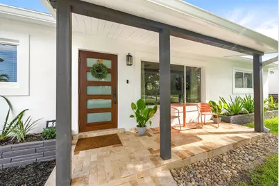 517 Gulf Road, North Palm Beach, FL 33408 - Photo 2