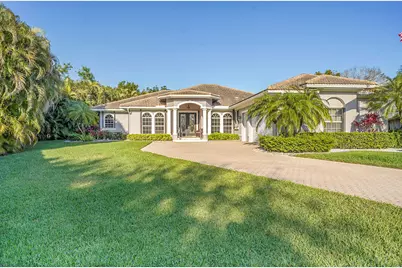 9402 Pinebark Court, Fort Pierce, FL 34951 - Photo 4