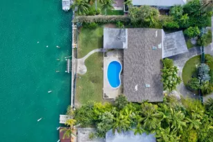 631 N Mashta Dr, Key Biscayne, FL 33149 - Photo 2