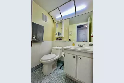 100 Markham E, Deerfield Beach, FL 33442 - Photo 20
