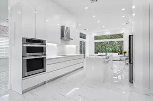 623 SW Lake Charles Cir, Port Saint Lucie, FL 34986 - Photo 16