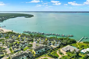 1002 Mariner Bay Blvd Blvd Unit, Fort Pierce, FL 34949 - Photo 4