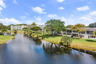 97 Oakridge H, Deerfield Beach, FL 33442 - Photo 4