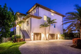 7683 Pelican Pointe Dr, Jensen Beach, FL 34957 - Photo 6