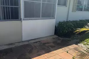 2804 Crosley E Dr E Unit #E, West Palm Beach, FL 33415 - Photo 20