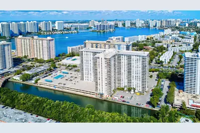230 174th Street, Unit #308, Sunny Isles Beach, FL 33160 - Photo 36