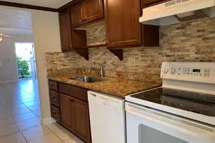 20 Abbey Ln, Delray Beach, FL 33446 - Photo 2